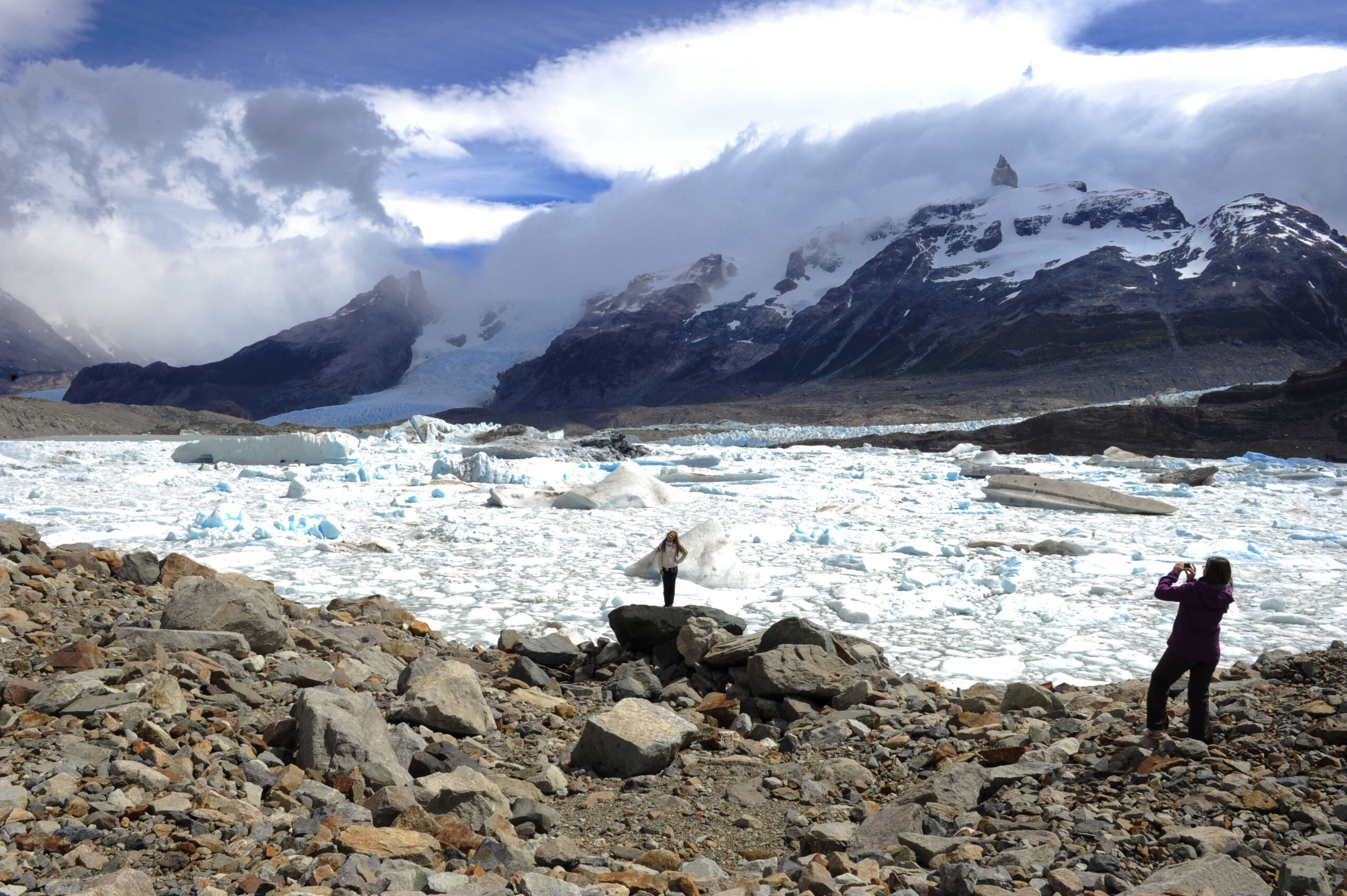 Glaciar Sur Aventura – Trekking entre glaciares escondidos - Imagen 2